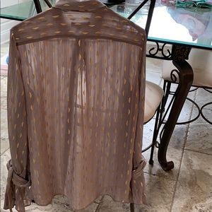 Banana Republic Tie sleeve